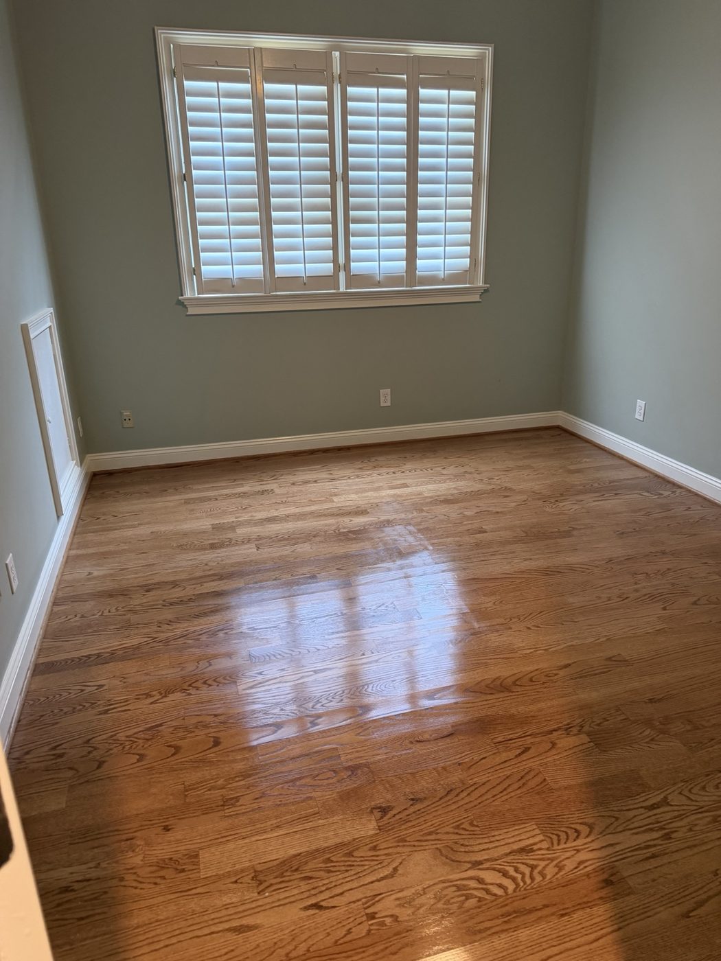 Refresh Cleaning Services project photograph: Interior · Hardwood floors