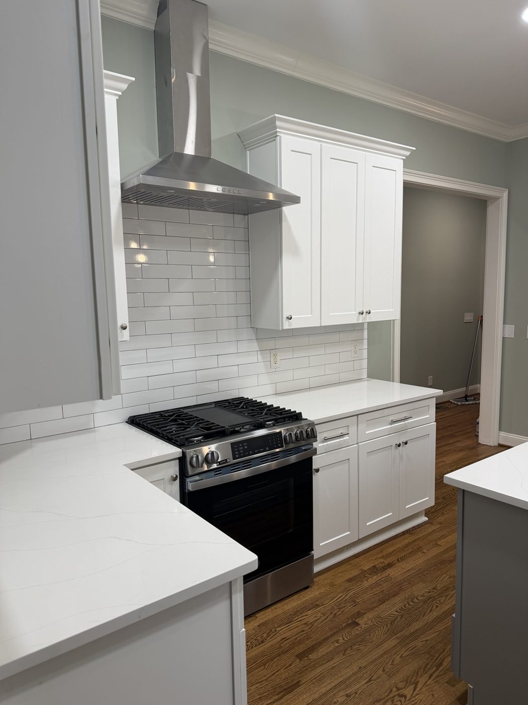 Refresh Cleaning Services project photograph: Kitchen · Appliance detailing